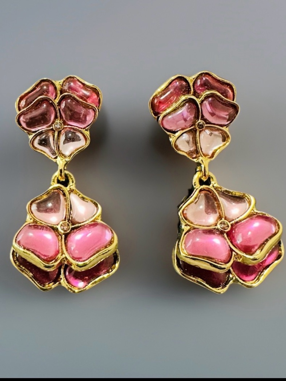 Vintage Pink Lucite Flower Dangle Drop Post Back Earrings Gold Tone
